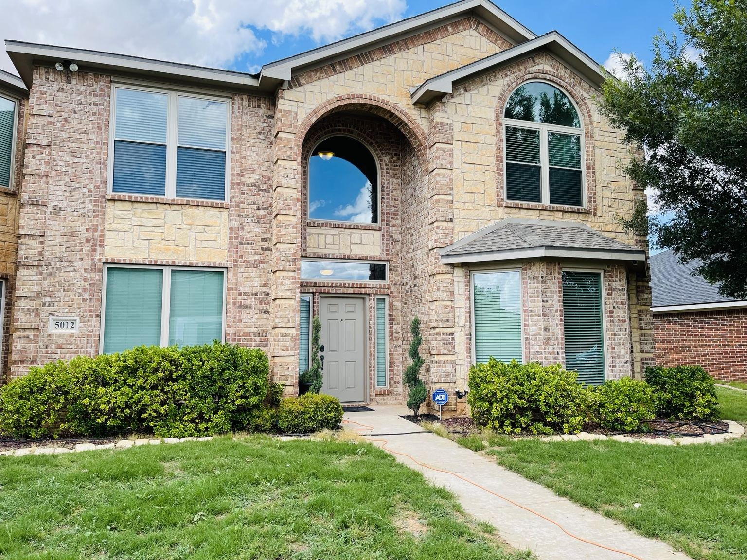 East Texas home with replacement windows